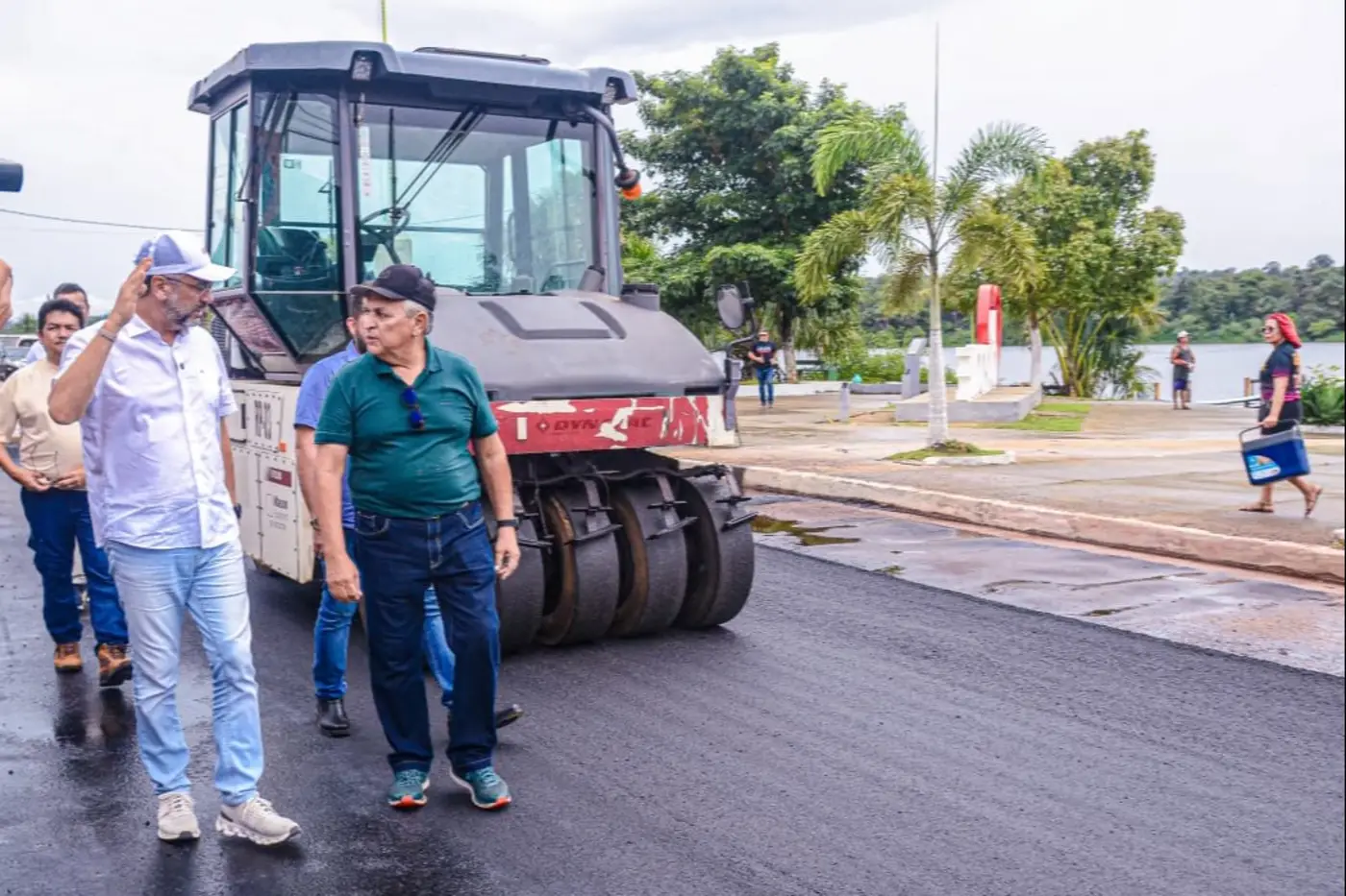 Governador Clécio Luís esteve em Oiapoque acompanhando o trabalho de recapeamento de vias