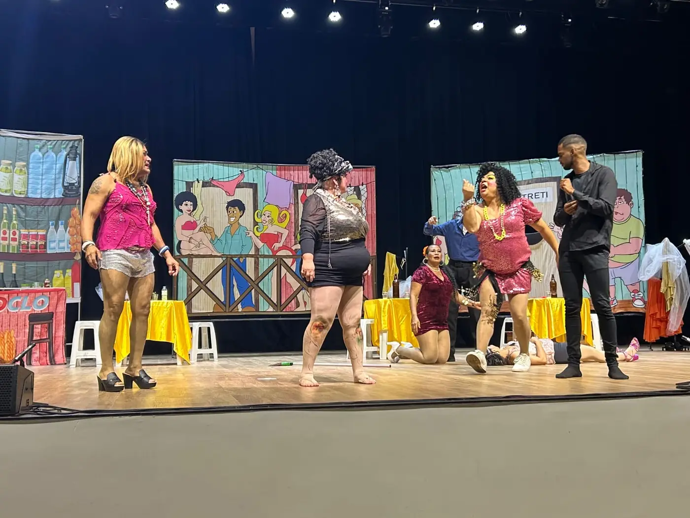 Encenada pela Federação Amapaense de Teatro Amador (Fata), a peça conta a história de um famoso bar que existiu na década de 1960, em Macapá