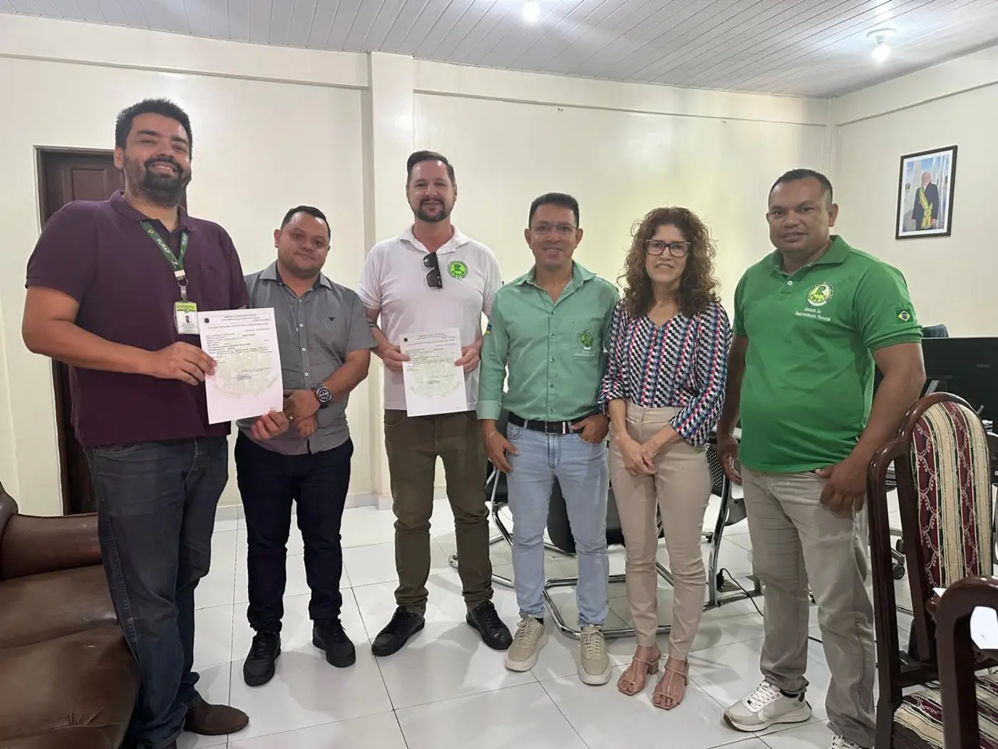 O engenheiro agrônomo José Renato e o engenheiro florestal Alex Roberto foram os primeiros a serem credenciados