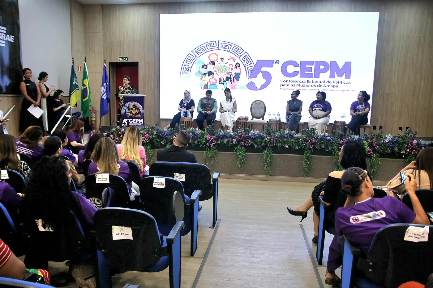 Palestras temáticas, grupos de trabalho, debates, atrações culturais e feira das empreendedoras fazem parte do evento
