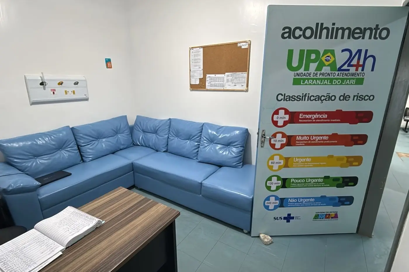 Sala de acolhimento da UPA Laranjal do Jari