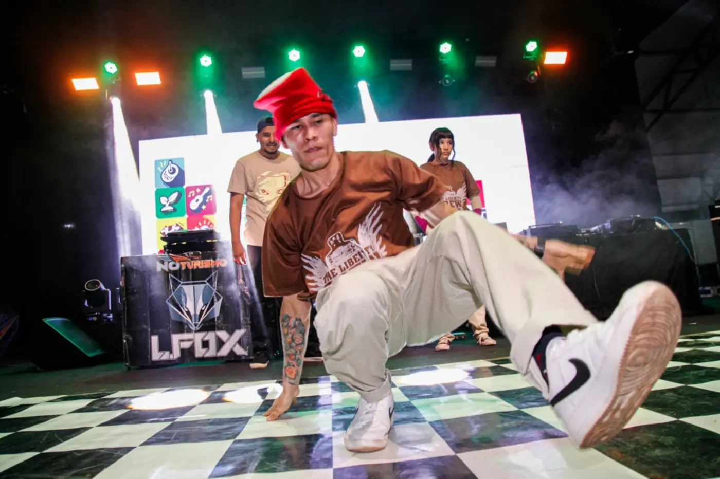 O evento enalteceu a força da cultura urbana com apresentações de artistas locais, grupos de rap, break, grafiteiros e DJs