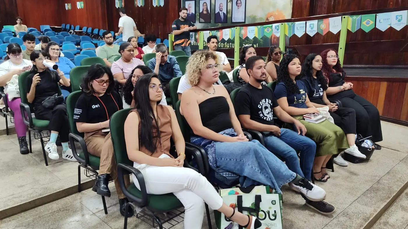 Estudantes do 2º Ciclo de Intercâmbio da Ueap