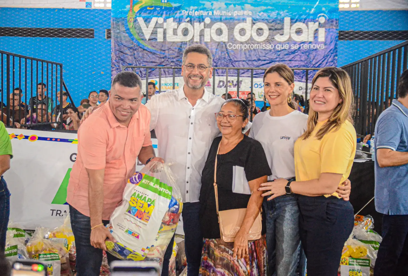Aniversário de Vitória contou com entregas de 1,5 mil kits do ’Amapá Sem Fome’