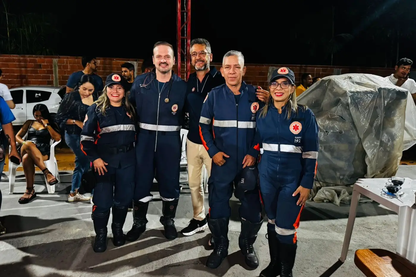 Equipes de profissionais do Samu em Porto Grande, no 31º Festival do Abacaxi