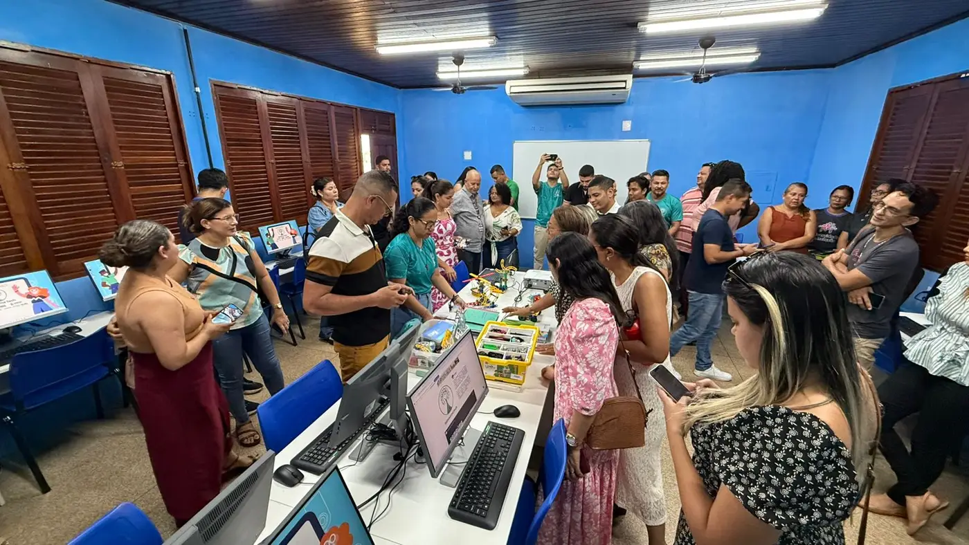 A iniciativa tem como objetivo formar professores da rede estadual e municipal para o uso de ferramentas tecnológicas em sala de aula e fomentar a educação científica em todos os municípios do estado