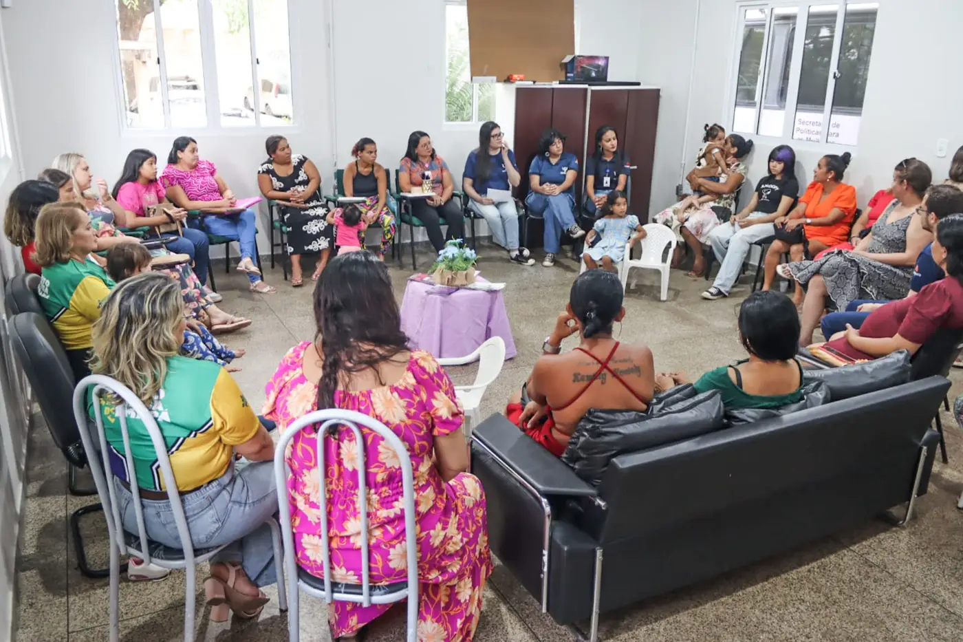 Roda de conversa integra a campanha Outubro Rosa