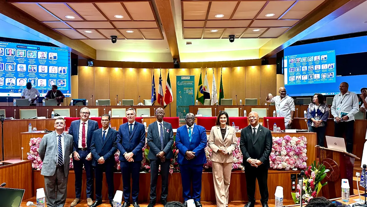 Evento internacional reúne, durante dois dias, autoridades, empresas aéreas e instituições regionais, na Guiana Francesa