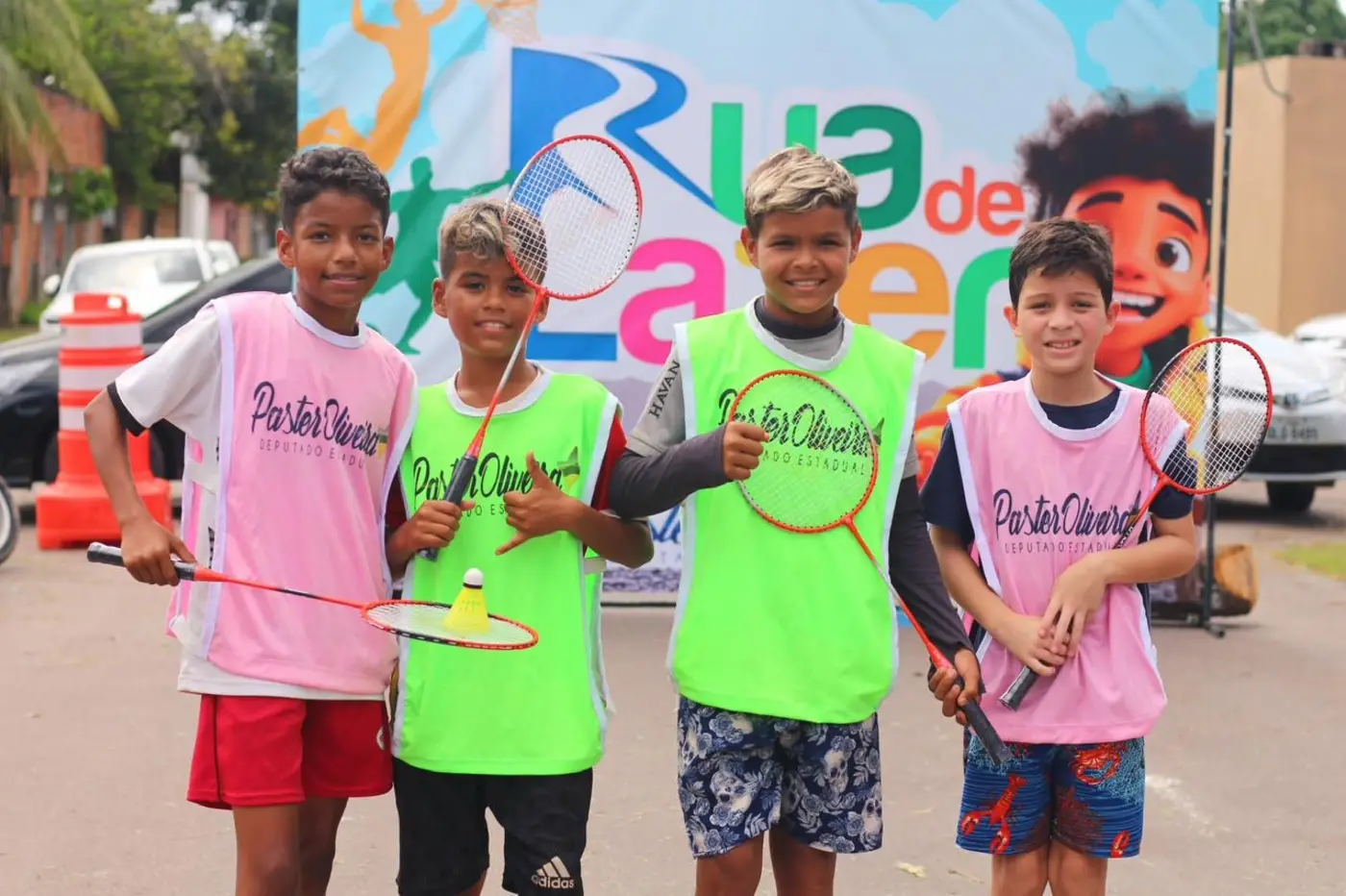 Crianças participam das atividades esportivas e recreativas da Rua de Lazer, iniciativa do Governo do Amapá que promove integração e diversão para toda a família