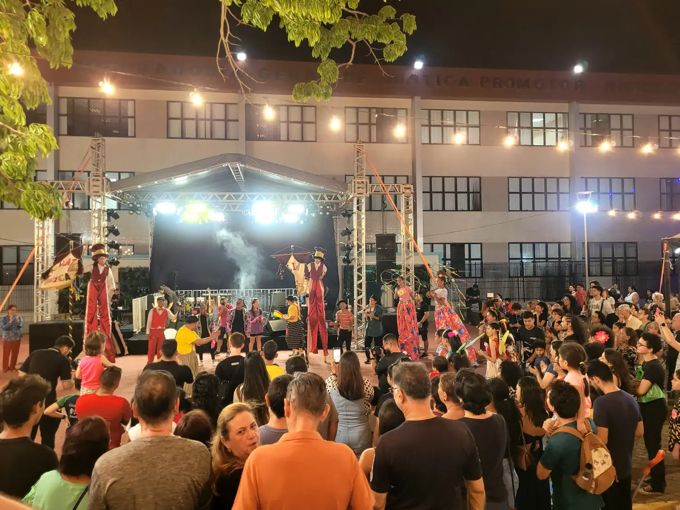 Público de todas as idades acompanhou a programação diversa