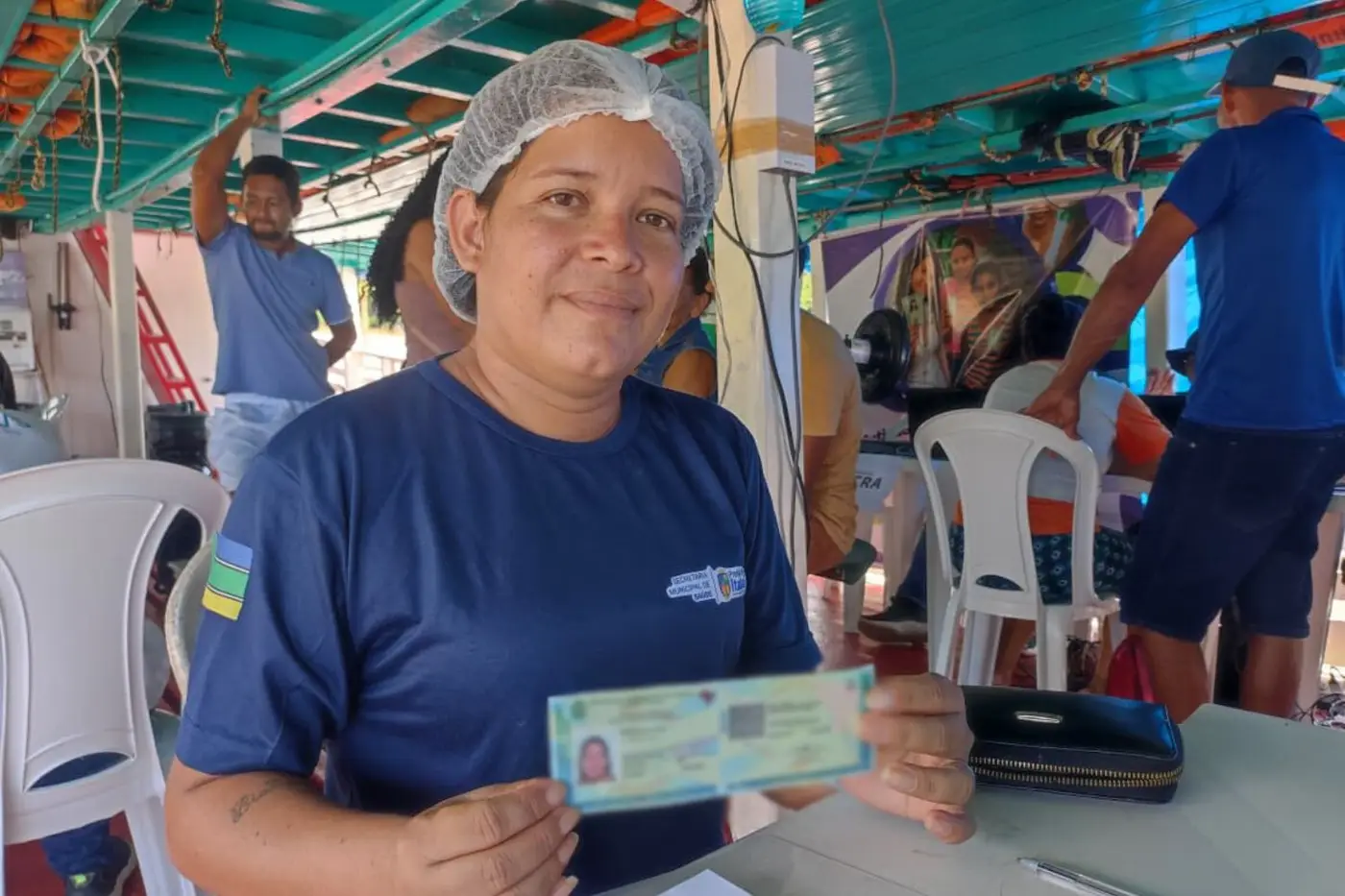 Moradores receberam as novas Carteiras de Identidade Nacional