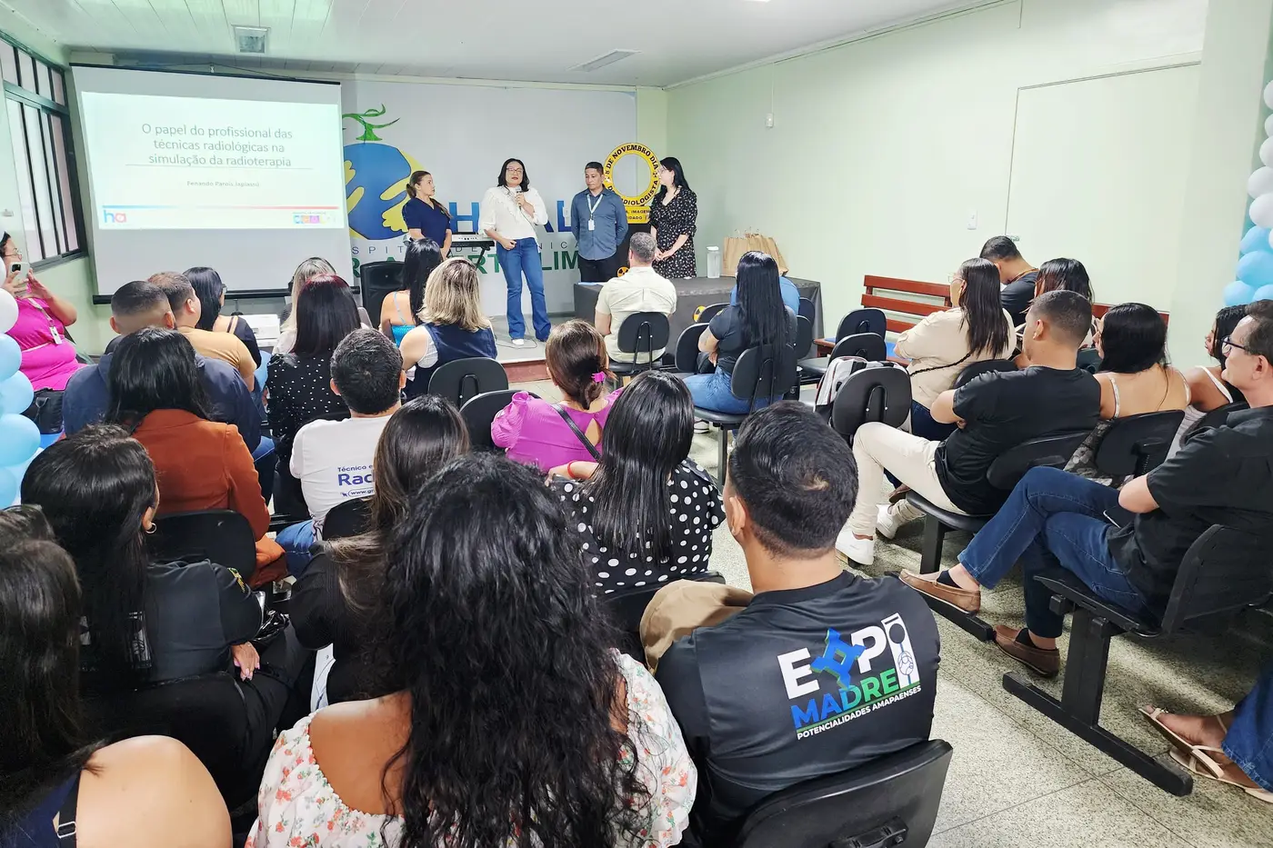Seminário reforçando a importância da categoria para a inauguração do 1º Centro de Radioterapia do Estado