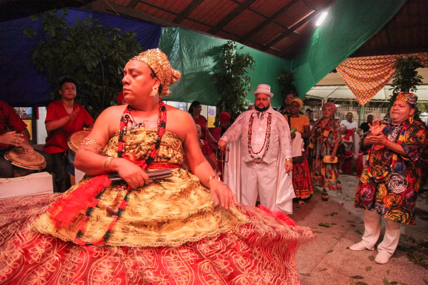 Troar dos Tambores das religiões de matriz africana saudaram a chegada de mais uma edição do Encontro dos Tambores