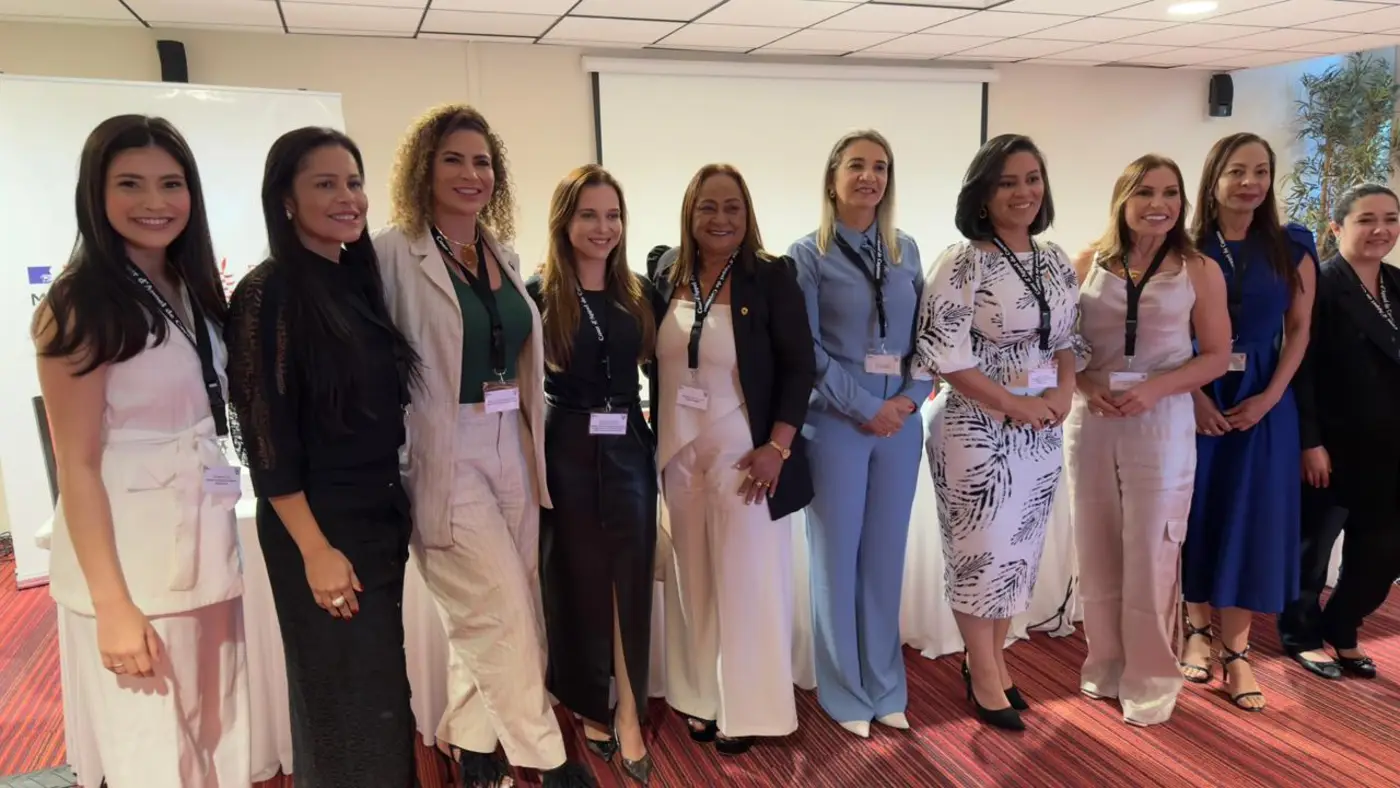 Comitiva amapaense liderada por mulheres