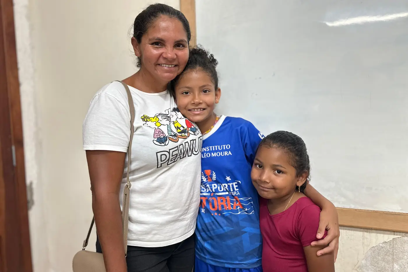 Maria de Jesus Abreu com os filhos aproveitou o Mais Sorriso na sua comunidade