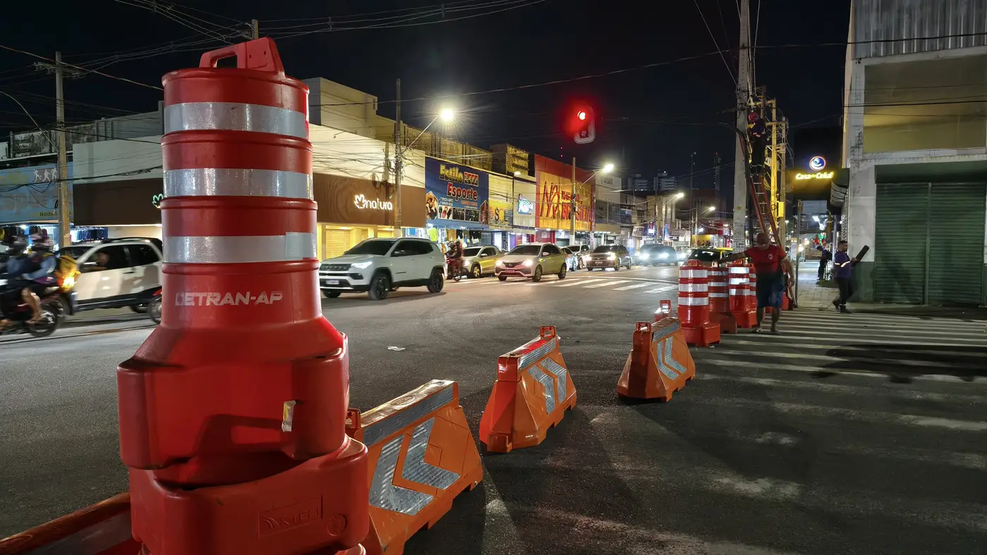 O planejamento prevê a implantação de seis barreiras de interdição veicular no Centro, com início às 18h