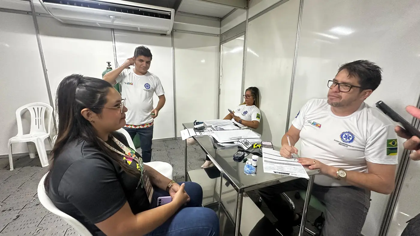 A estrutura inclui posto de atendimento, ambulâncias do Samu e apoio do Corpo de Bombeiros
