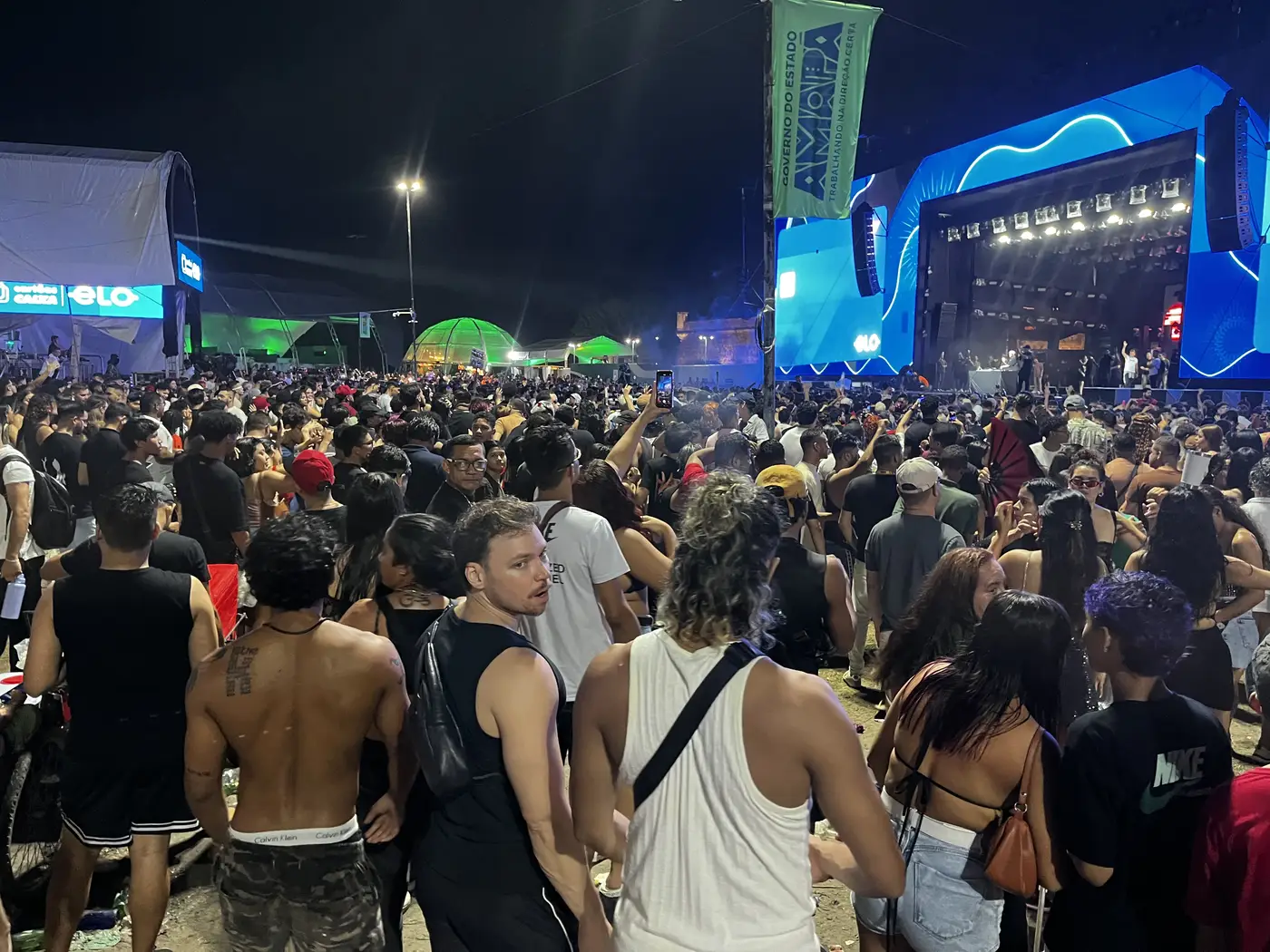 Motoristas de aplicativo comemoram o aumento do faturamento com o grande público que comparece ao Réveillon do Amapá