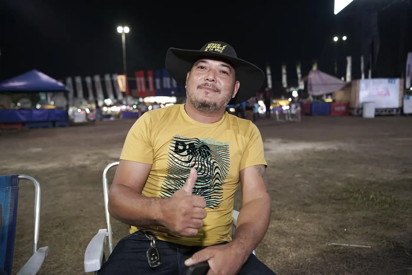 Charles Sá chegou cedo para garantir uma ótima visão da festa da virada de ano, no Anfiteatro da Fortaleza de São José de Macapá