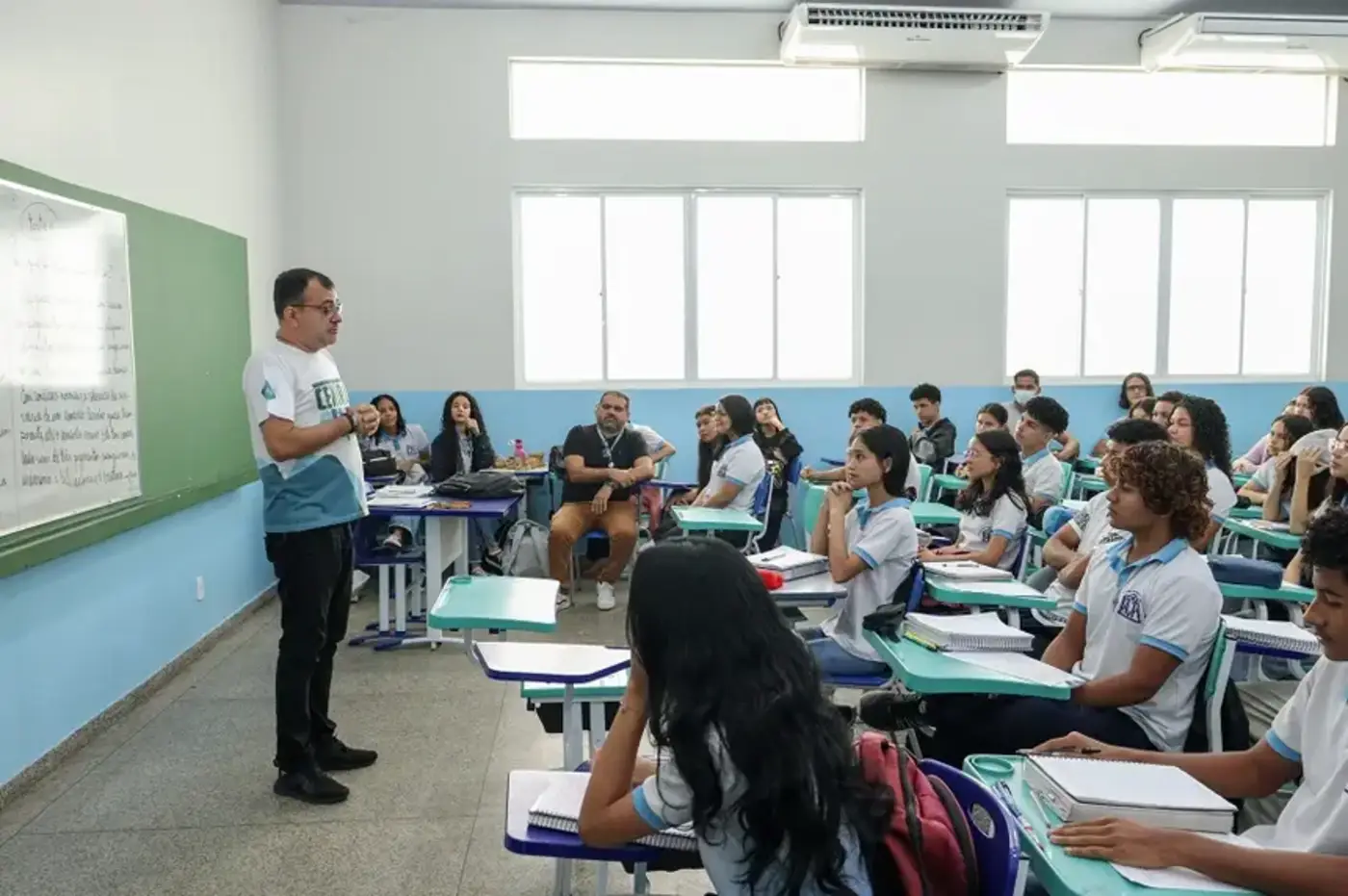 Para os estudantes que participaram da chamada escolar, este será o momento de confirmar os dados informados no sistema e selecionar a escola desejada