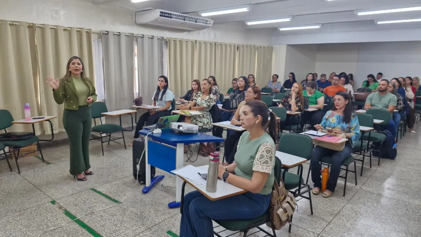 O curso segue até o final do mês