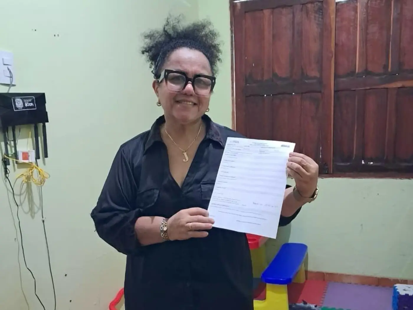 A paciente Julia Lau comemora a recuperação após passar por cirurgia por meio do Programa Zera Fila