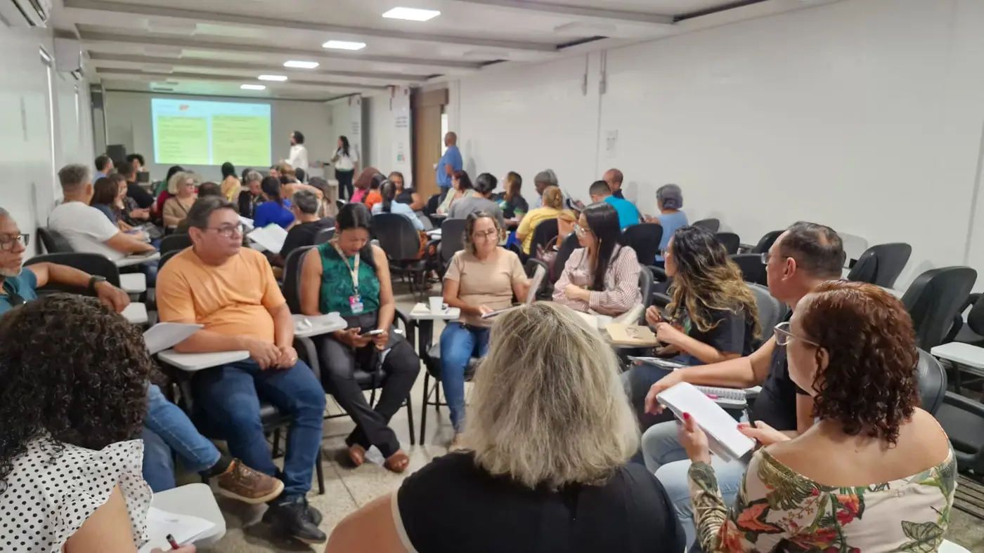 Gestores da educação participam de formação para implantação do Marco de Gestão Escolar no Amapá