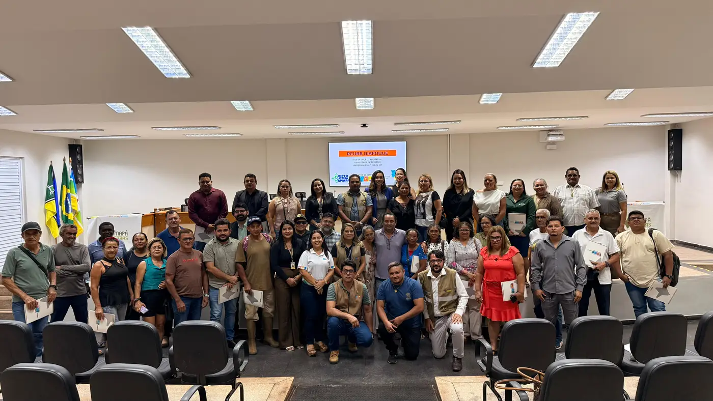 Governo do Amapá apresenta diagnóstico e lança programa de regularização fundiária no bairro Central, em Oiapoque