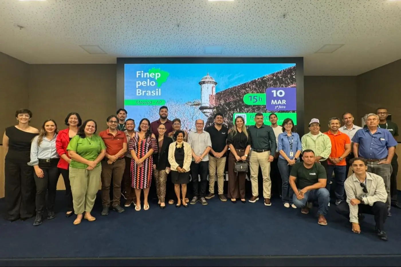 As publicações são direcionadas a empresas e instituições capazes de promover a reindustrialização nacional com foco em sustentabilidade, autonomia tecnológica e diminuição da dependência externa