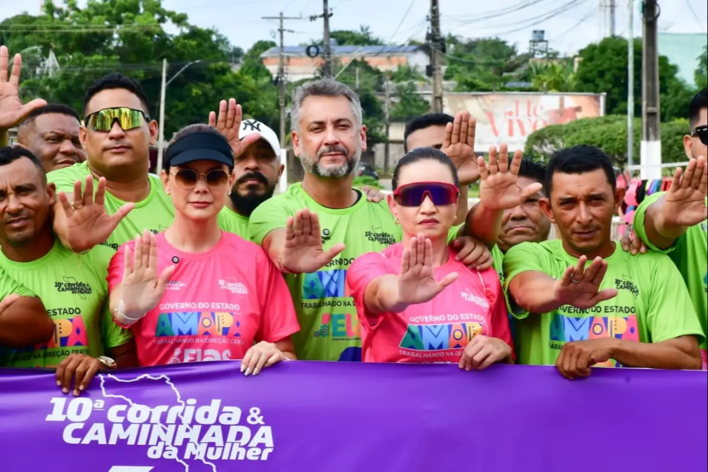 “Feminicídio zero” foi a mensagem que ecoou nas ruas, fortalecendo o compromisso coletivo pela vida das mulheres