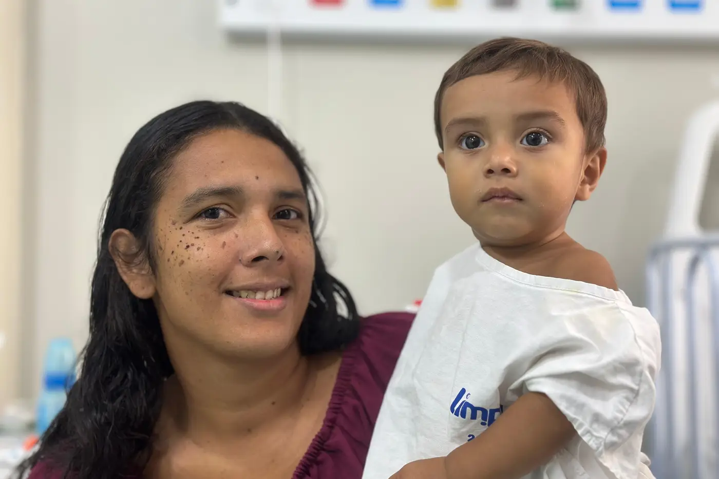 Rayane Meliane e o filho João Bernardo, de 11 meses