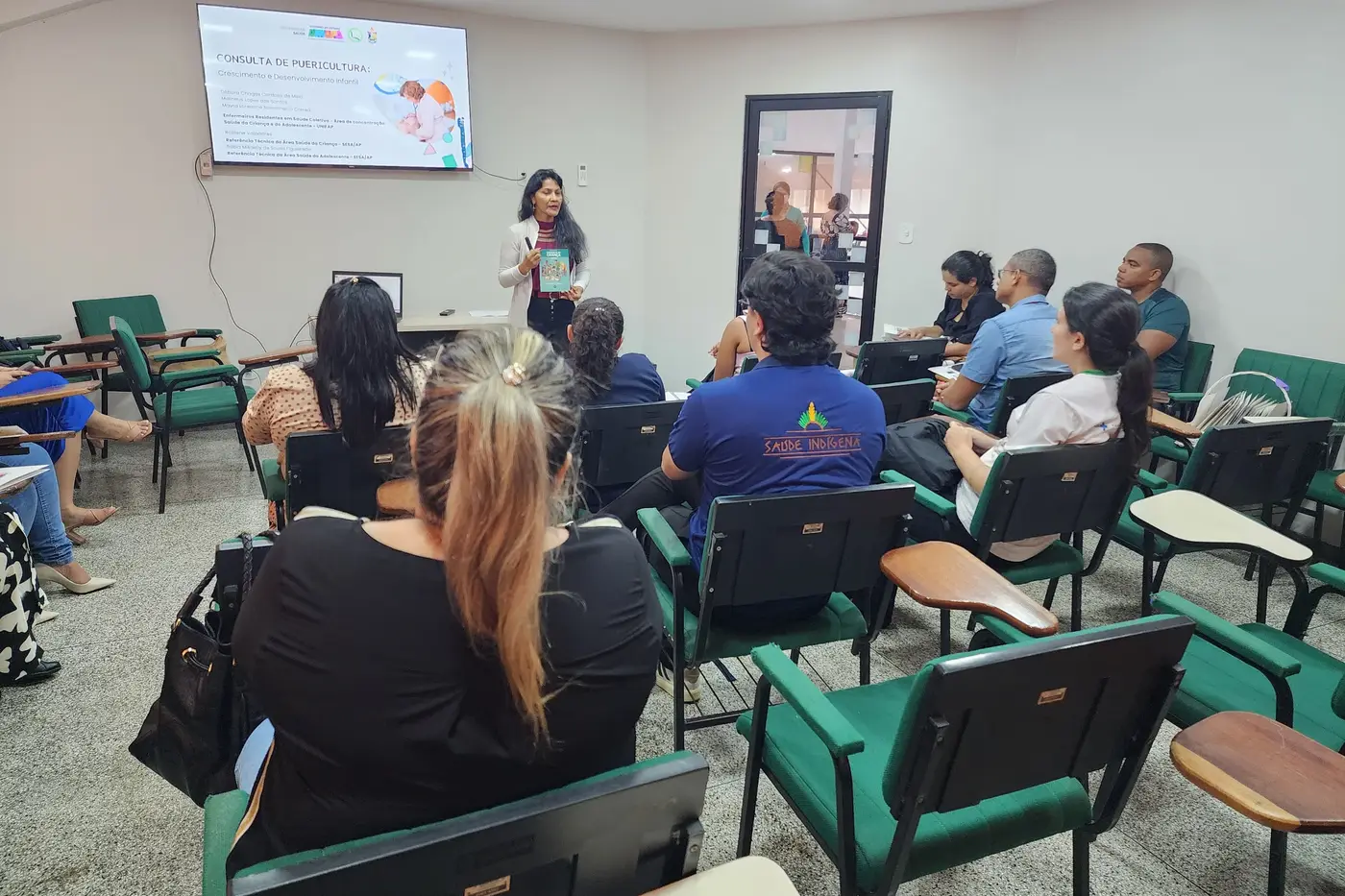 Oficinas ministradas pela Sesa aos profissionais da saúde indígena da atenção básica do Amapá e Norte do Pará ocorrem até a sexta-feira, 10