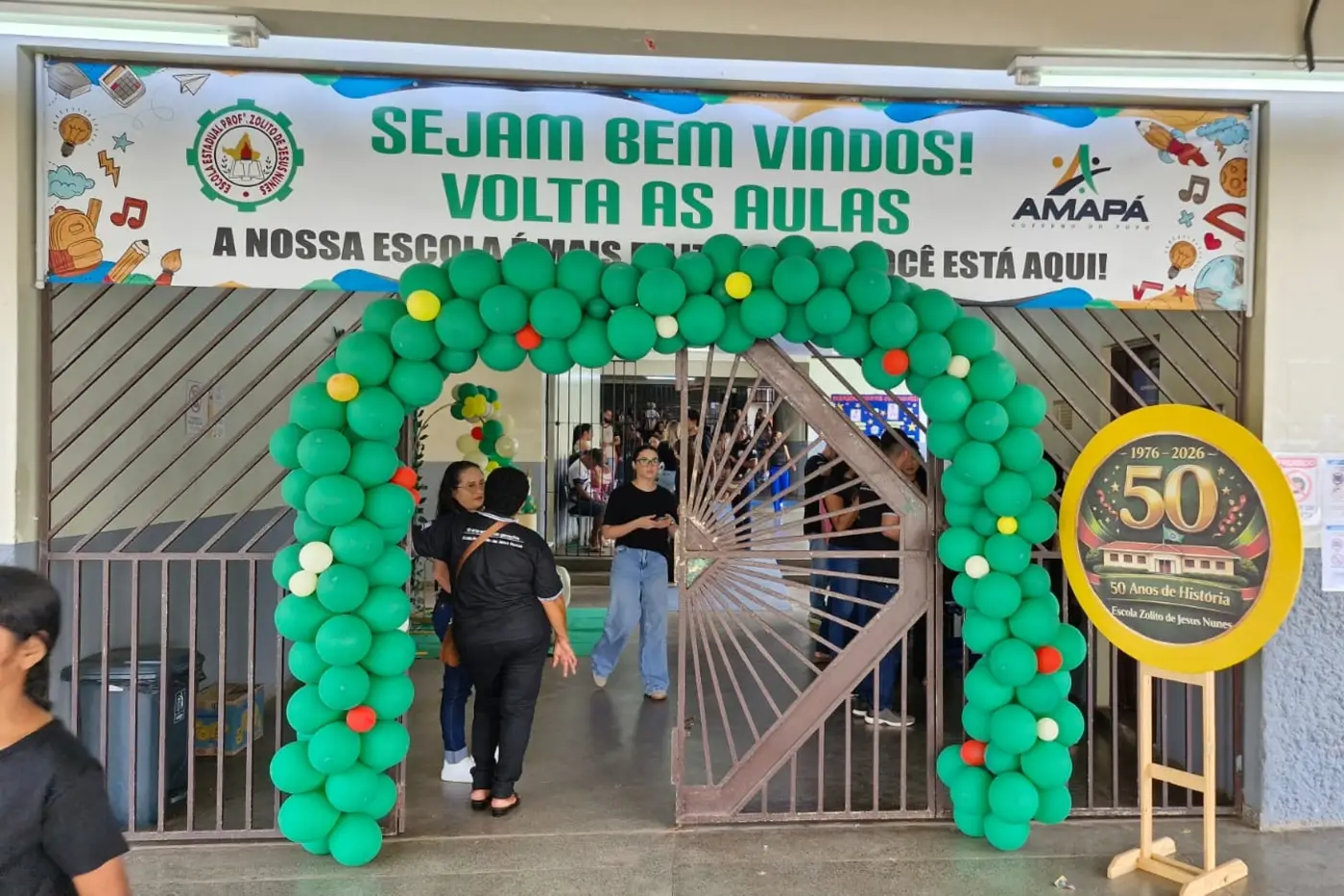 Ação do Governo do Amapá marca os 50 anos da Escola Zolito Nunes com atendimentos gratuitos à comunidade