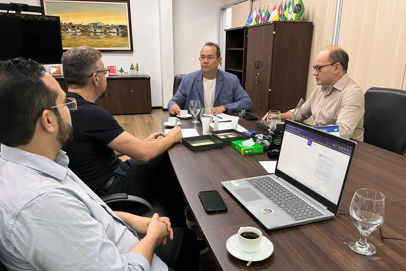 O objetivo é qualificar a assistência na rede pública de saúde, com a ampliação do acesso aos serviços pelo SUS