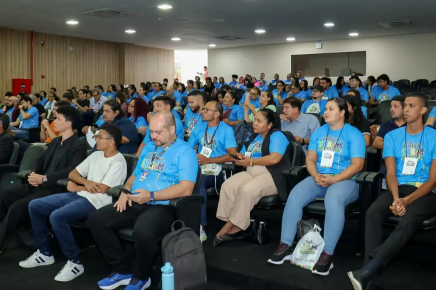 Formação é voltada para professores nas áreas de ciências, tecnologia, engenharia, artes e matemática