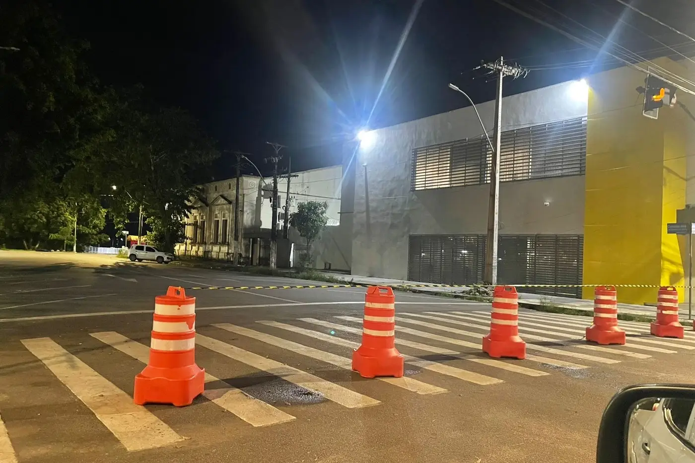 Rua Coriolano Jucá, a partir da agência do Banco do Brasil
