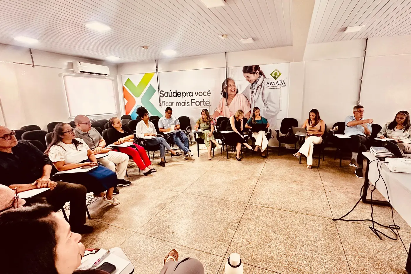 O encontro reuniu especialistas nacionais, gestores e profissionais da saúde