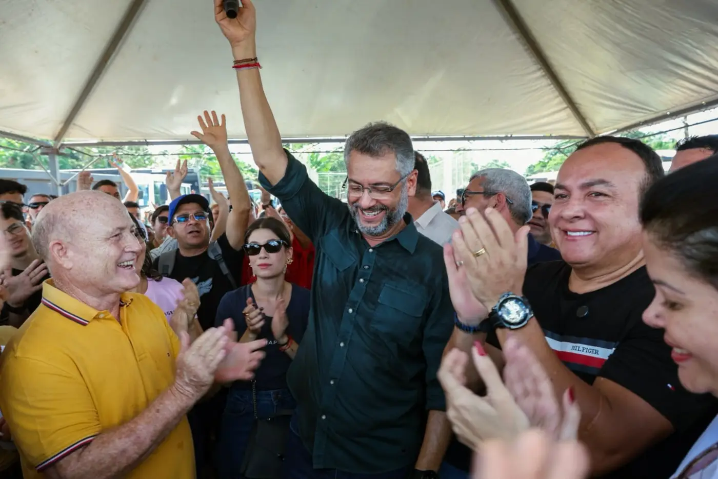Em Santana, governador Clécio Luís lança o Plano de Verão, com início de frentes de obras de infraestrutura urbana