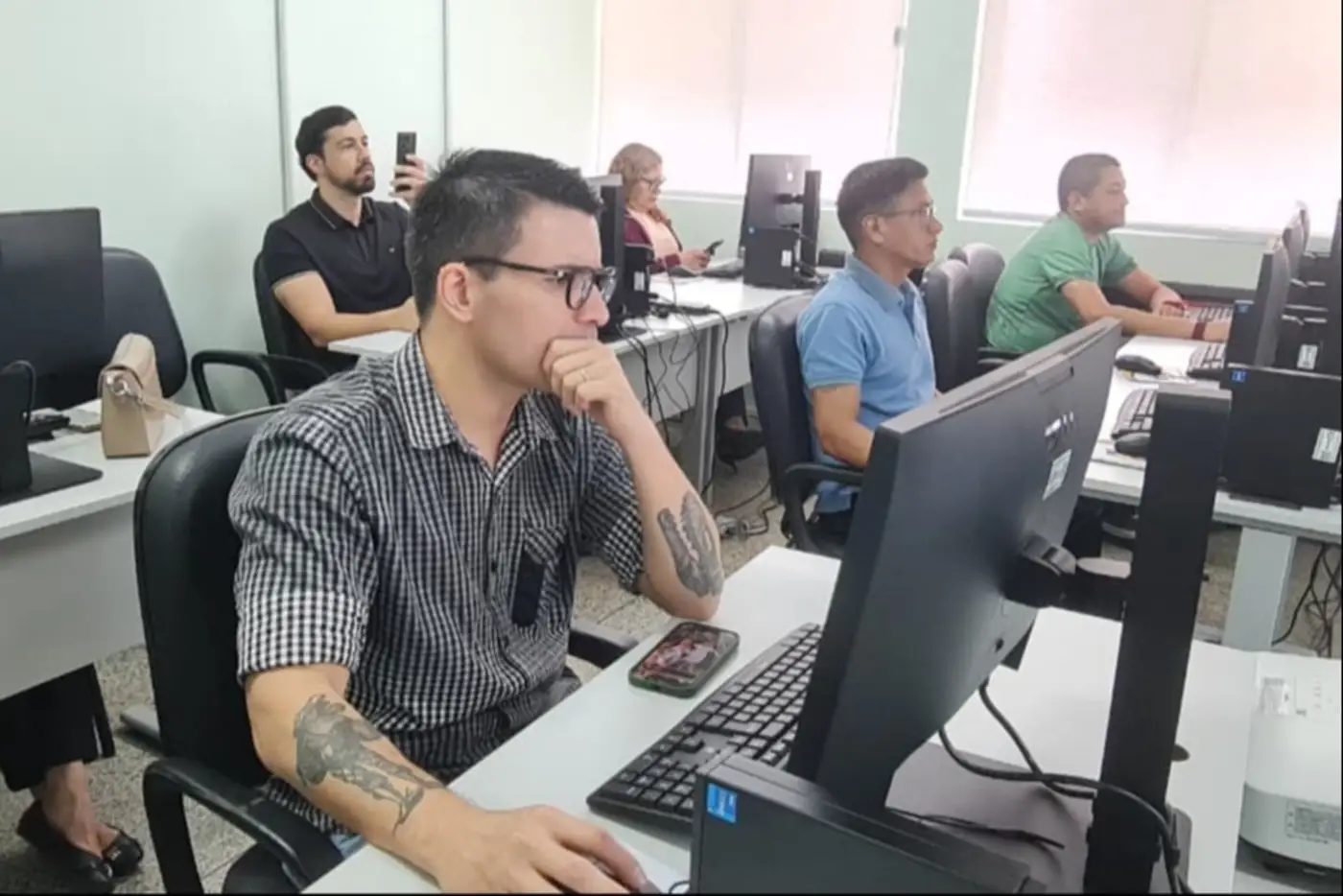 Servidores devem realizar atualização até o dia 31 de julho
