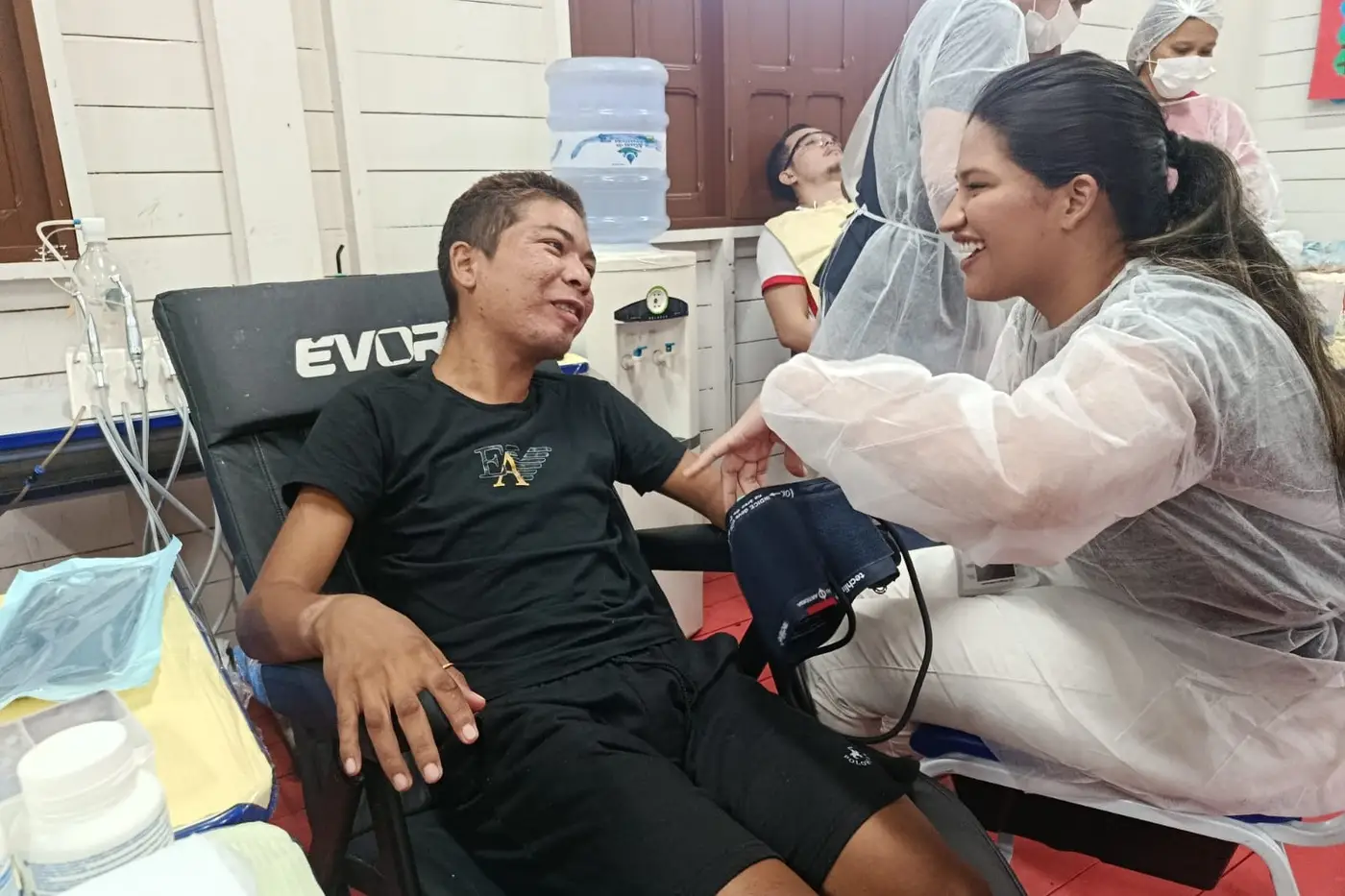 Moradores do Arquipélago do Bailique, receberam serviços de saúde e cidadania durante uma ação integrada realizada pelo Governo do Amapá, Instituto Barco Sorriso e Neodent