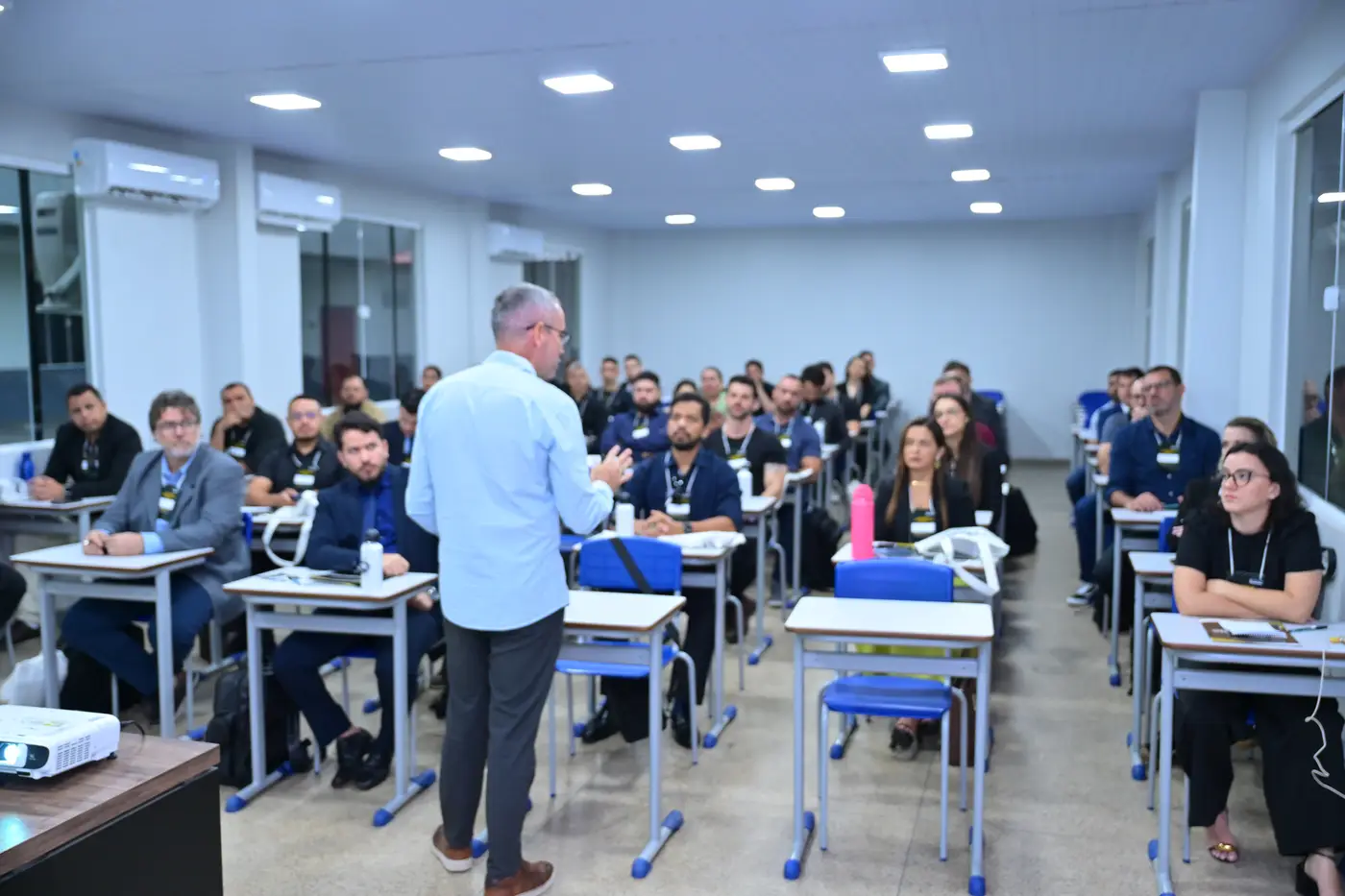 Cursos ocorrem no Instituto de Ensino de Segurança Pública (Iesp)