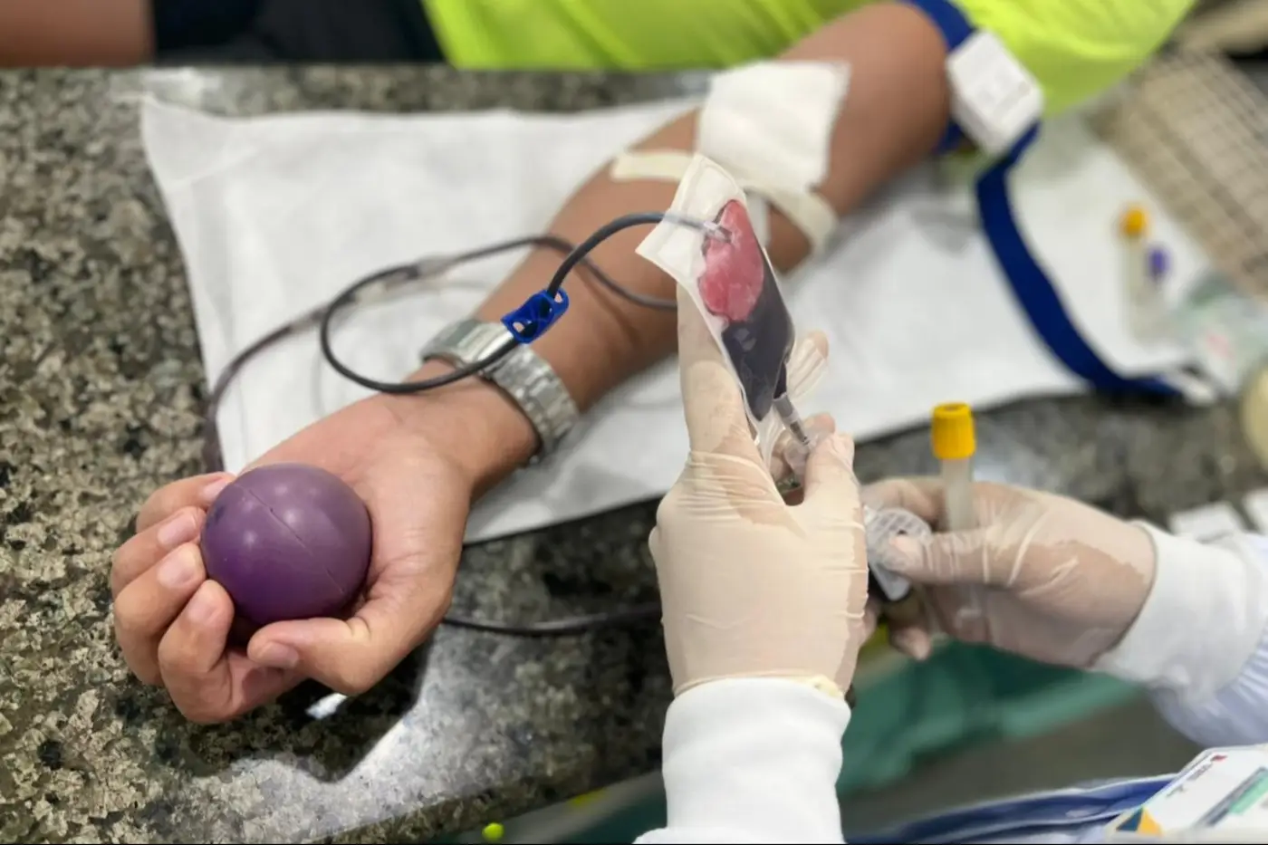 Novas regras entram em vigor no dia 30 de setembro e modernizam os critérios de triagem clínica para doação de sangue