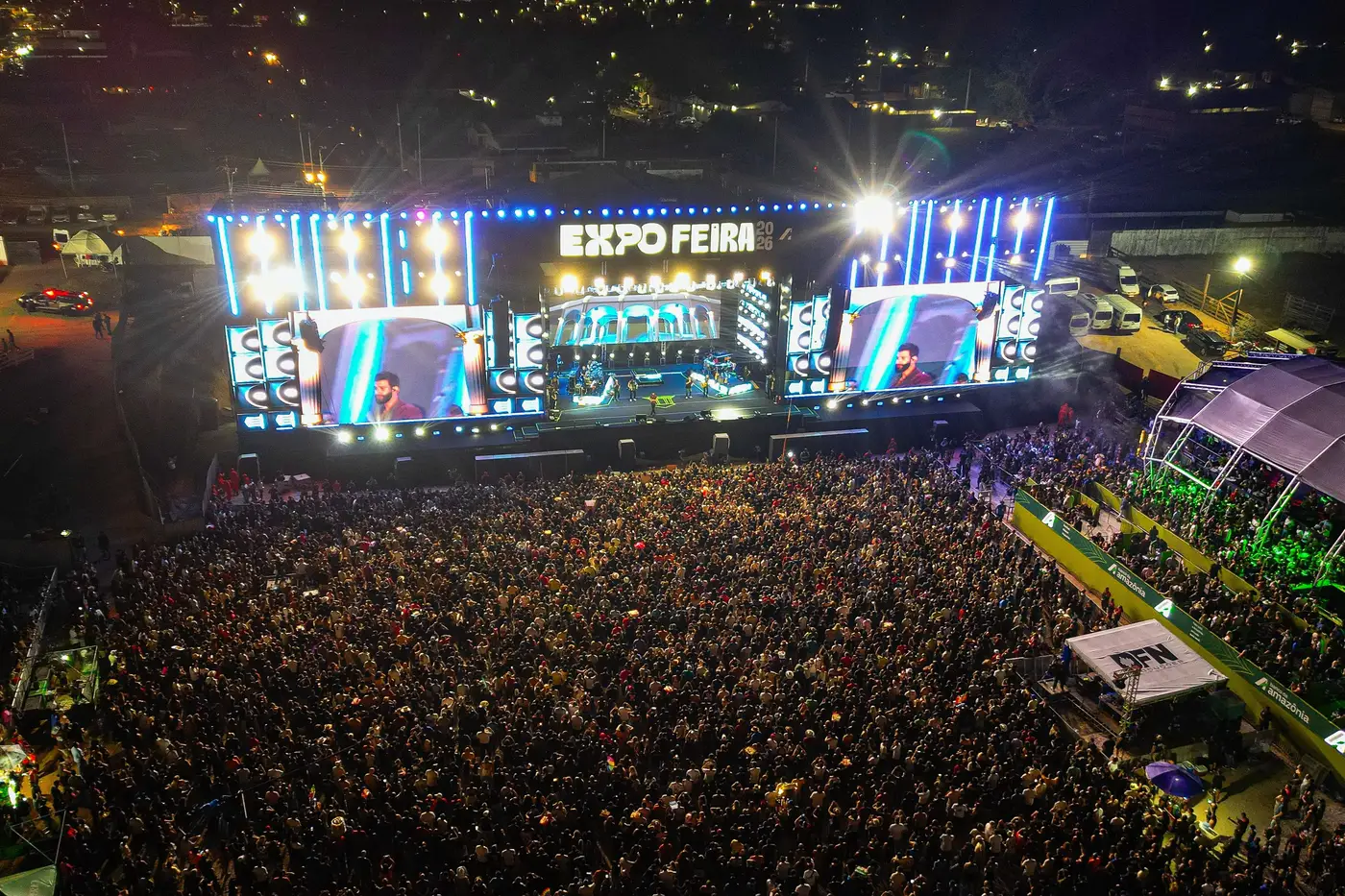 Público lotou Palco Rio Amazonas para presenciar o show do cantor Gusttavo Lima