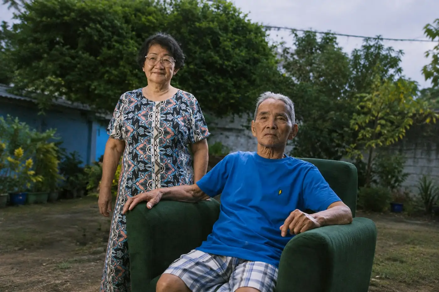 Idealizada por Keiko Megura, de 77 anos, ao lado do amigo Mitsuyoshi Shibayama ( sentado). Ela é uma das principais lideranças da comunidade japonesa no Amapá, a praça em homenagem aos seus ancestrais teve a proposta atendida pelo governador Clécio Luís.